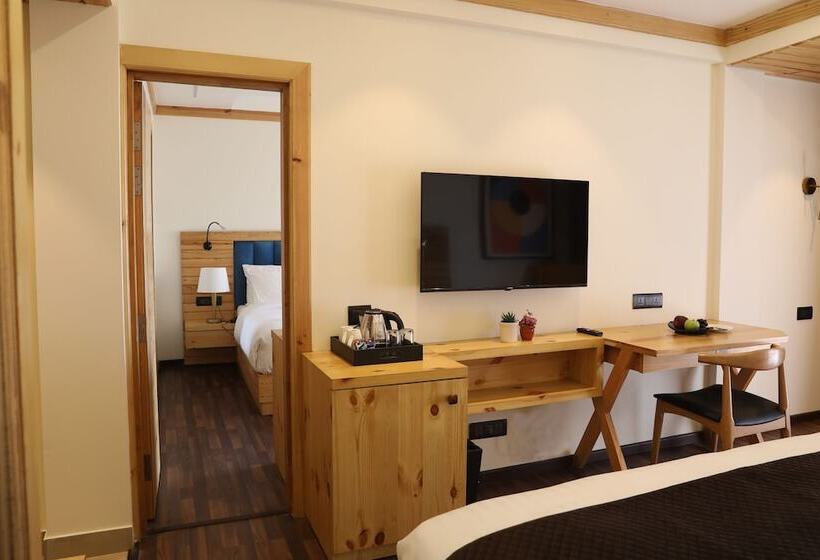 בית מלון כפרי Pagoda Centurion