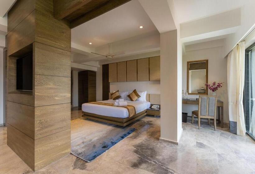 هتل Regenta Central Imperial Candolim Goa