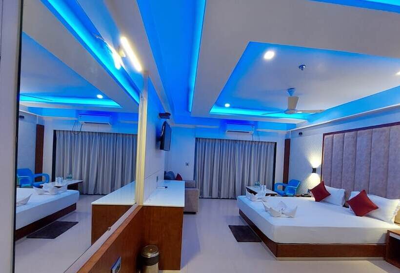 هتل Royal Gitanjali Resort &spa