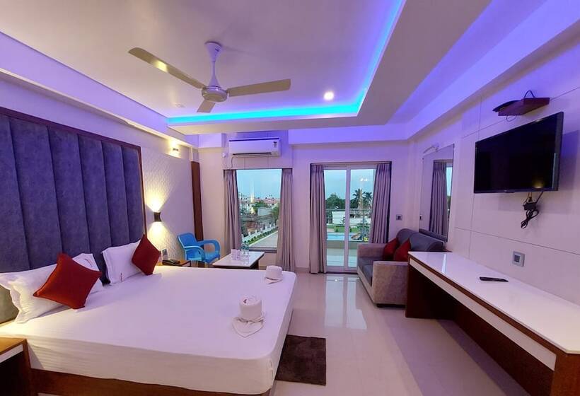 هتل Royal Gitanjali Resort &spa