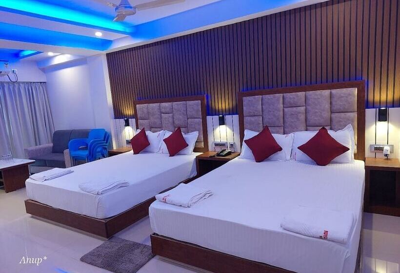 هتل Royal Gitanjali Resort &spa
