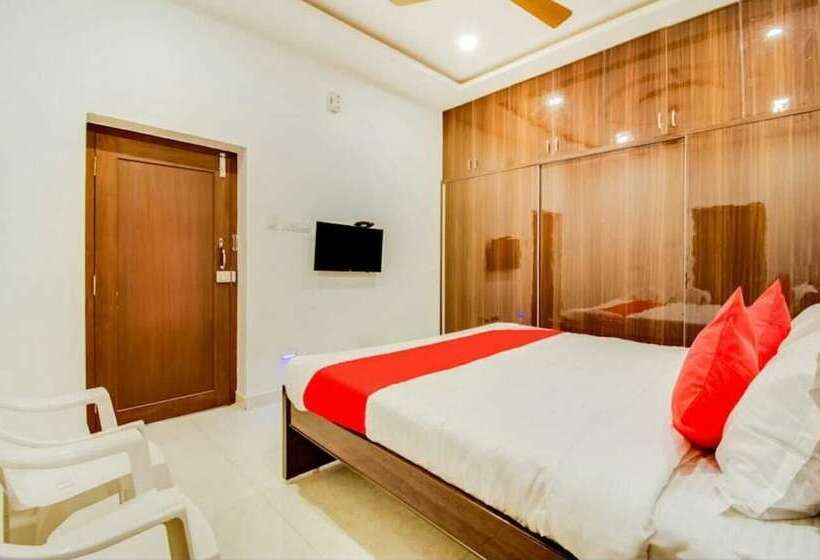 호텔 Rvn Grand, Nellore