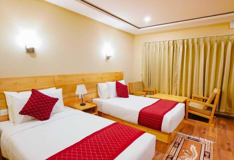 Отель Shomo Chuki Resort
