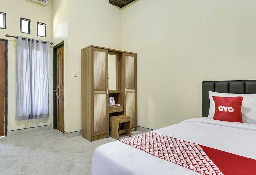Отель Spot On 90882 Sari Homestay Near Garuda Wisnu Kencana