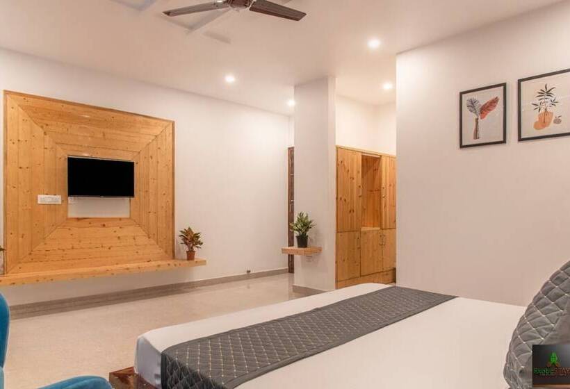 فندق The Green Land Kasauli