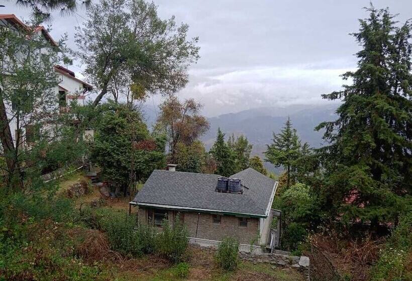 Отель The Himalayan Lodge