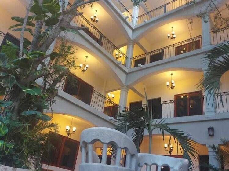 فندق Y Hostal Nojoch Che