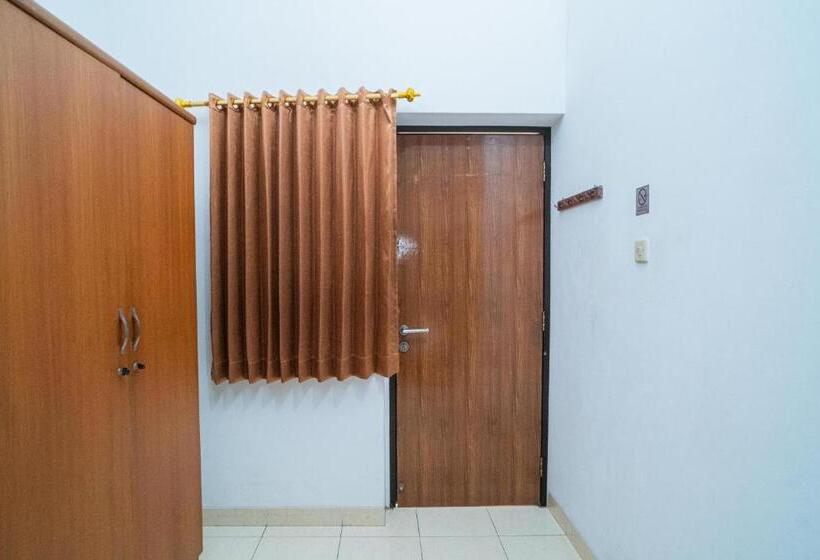 Отель Koolkost Syariah At Kanwa Surabaya Minimum Stay 30 Nights
