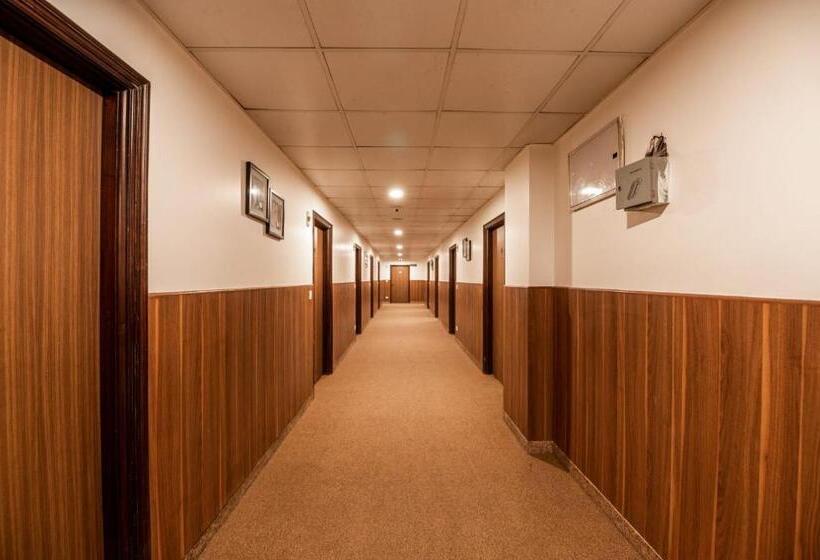 Hotel Prime Safari