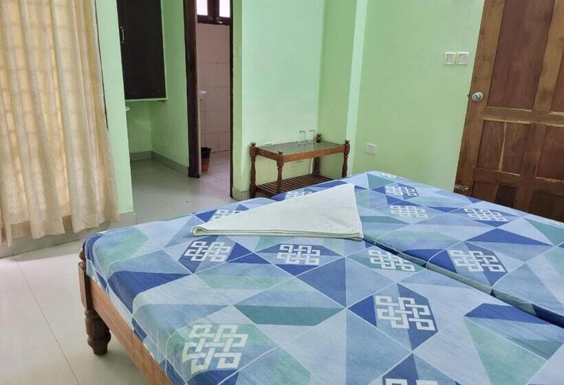 ホテル Sea Star Beach Resort Kovalam