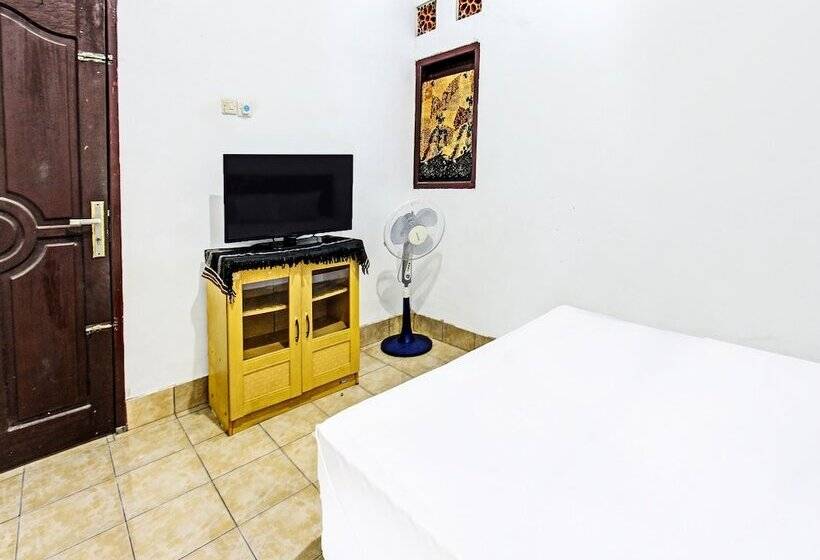 Отель Traveller Homestay