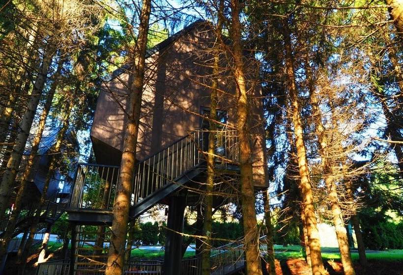 هتل Tree House Close To The National Park Plitvice Lakes