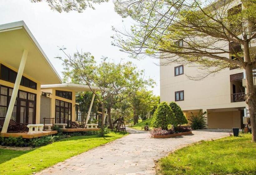 Lazi Beach Resort