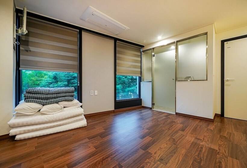 Мотель Busan Nampo Billy