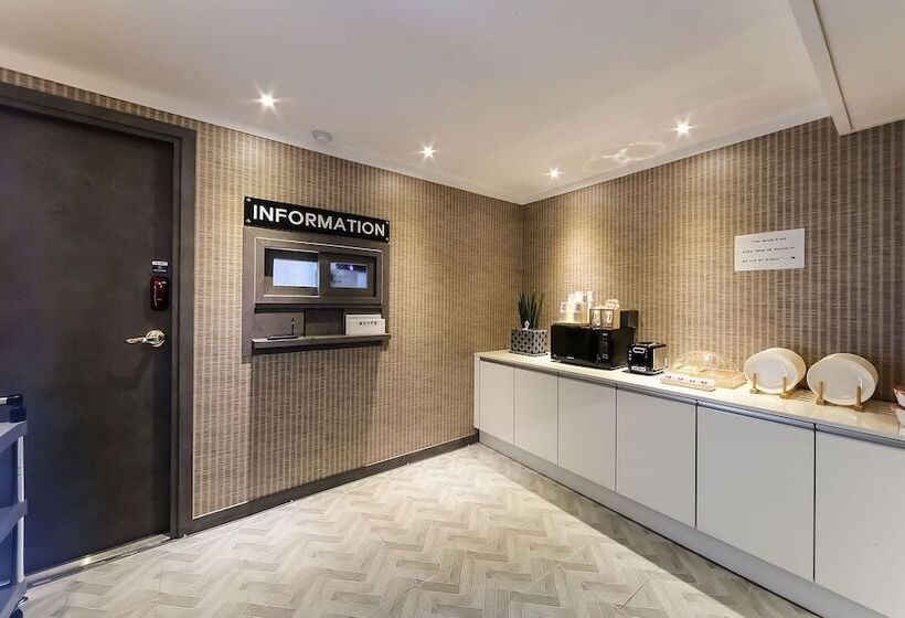 مُتل Gumi Indong Hotel 7 Plus