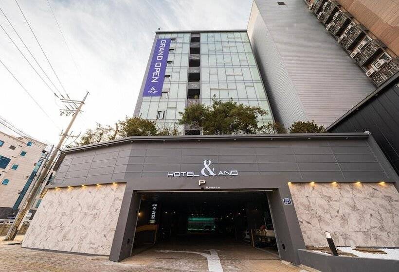 모텔 Suwon Guundong Hotel And