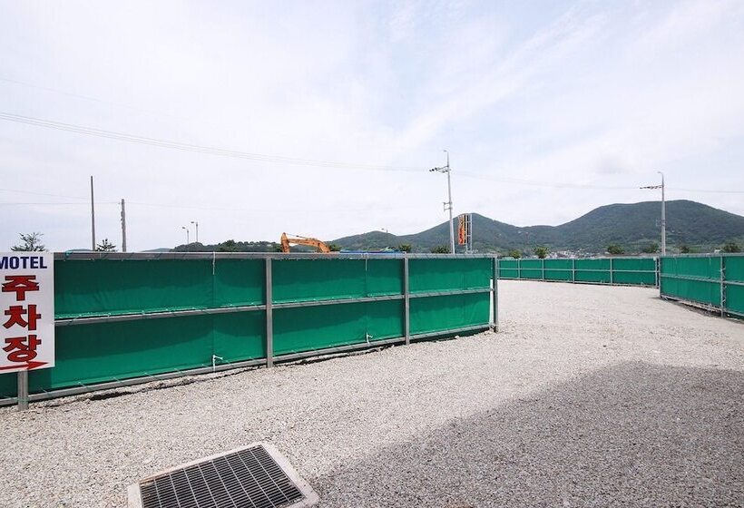 فندق على الطريق Tongyeong Rock