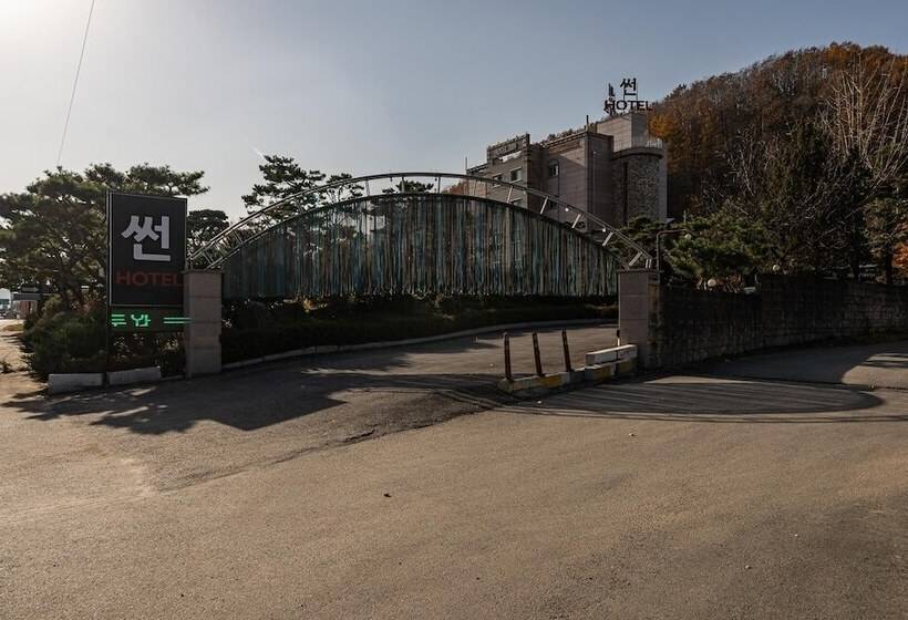 מוטל Namyangju Sun