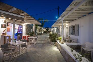 پانسیون Agia Anna Beachfront Boutique