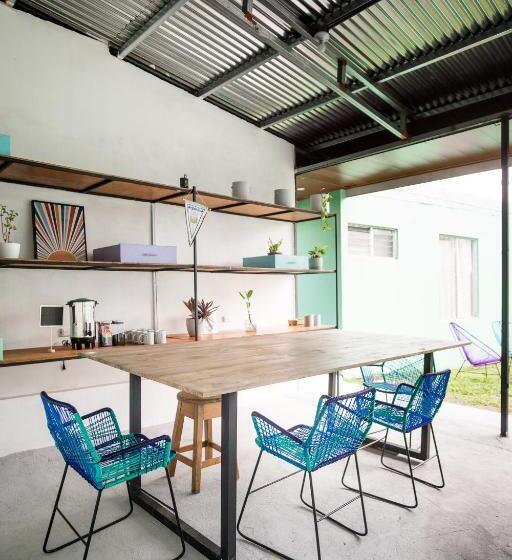 Pura Vibra Hostel