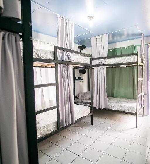 Pura Vibra Hostel