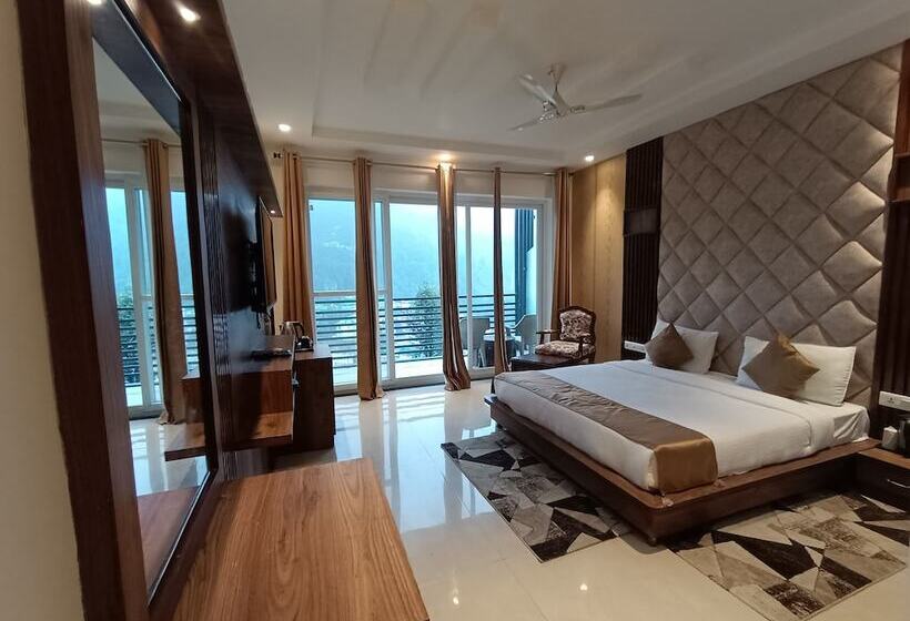 Rr Hotel & Resort