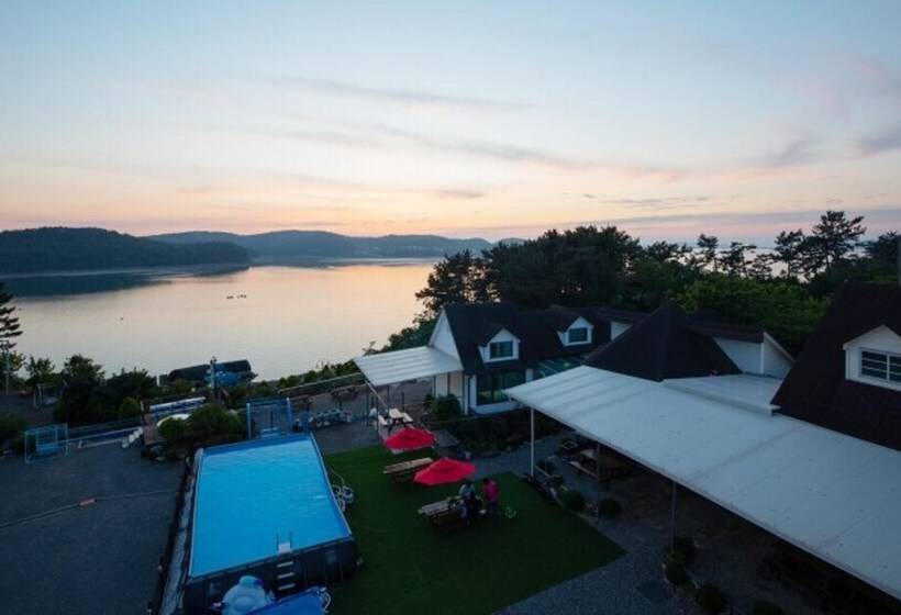 Taean Red Pension