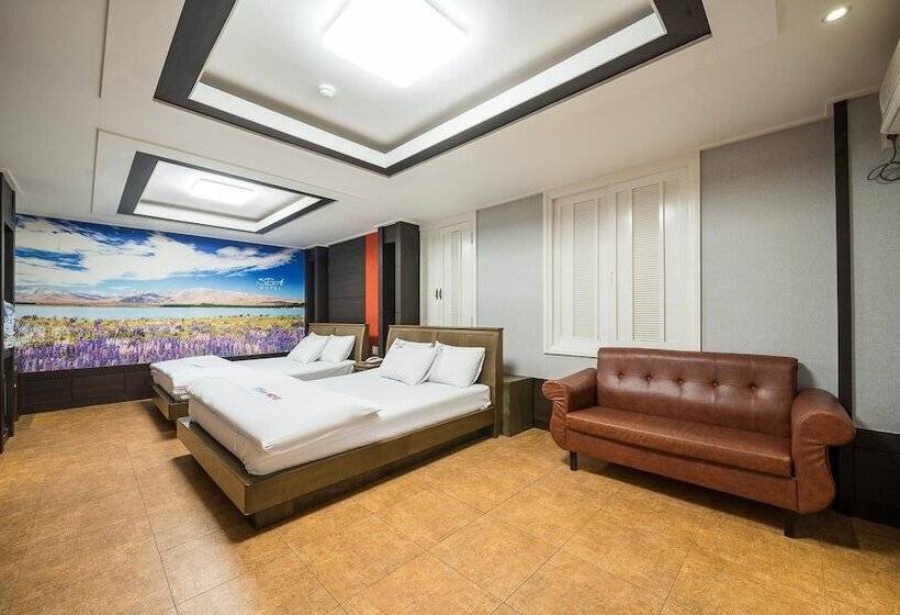 Youngdeok Sea Motel