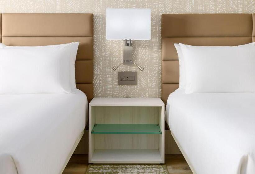 Ac Hotel By Marriott Naples 5th Avenue