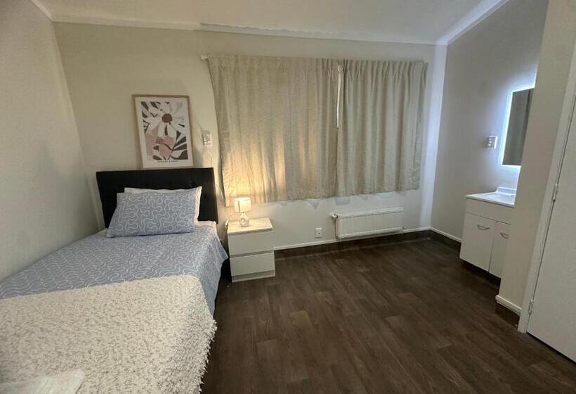 فندق صغير Eden Lodge