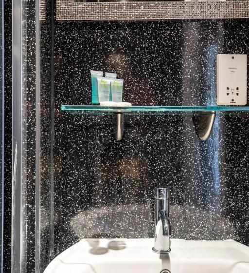 هاستل The Green Inn Rooms