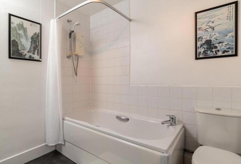 هاستل The Green Inn Rooms