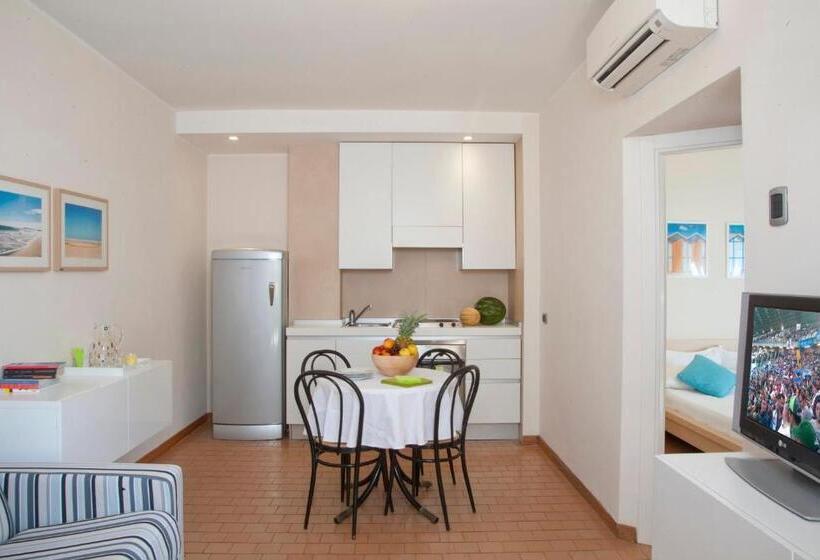 Aris Residence