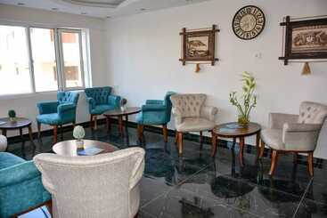 تختخواب و صبحانه Aydın Otel
