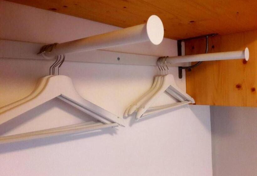 Bed and Breakfast Camera E Bagno Privato A 3 Minuti Dalla Stazione