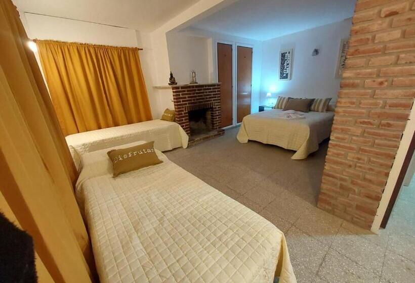 تختخواب و صبحانه Maily Guest House