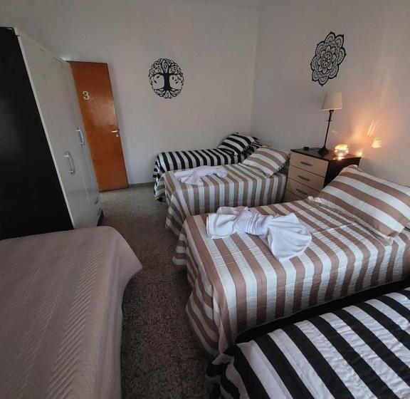 تختخواب و صبحانه Maily Guest House