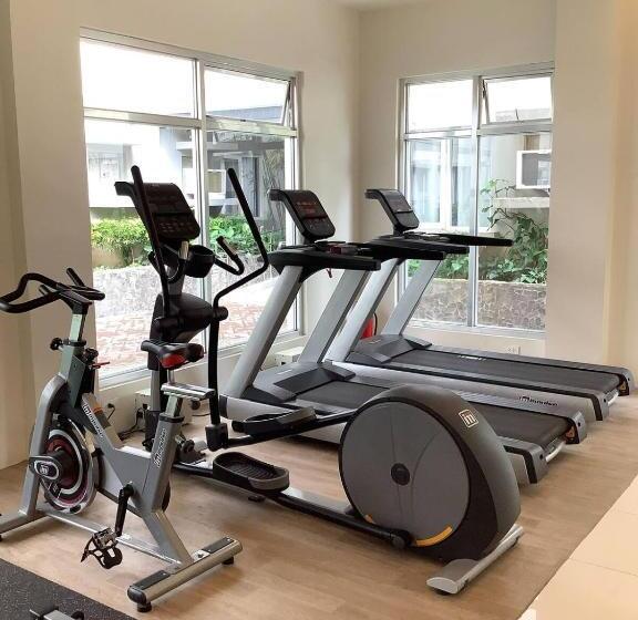 Symfoni Nichols Bossa Tower 2