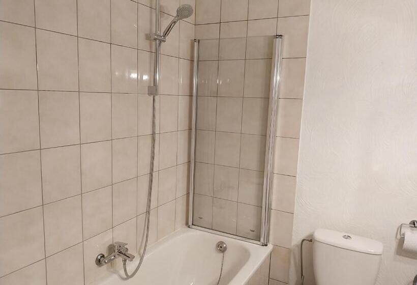 בית מלון כפרי Au Cœur Bion