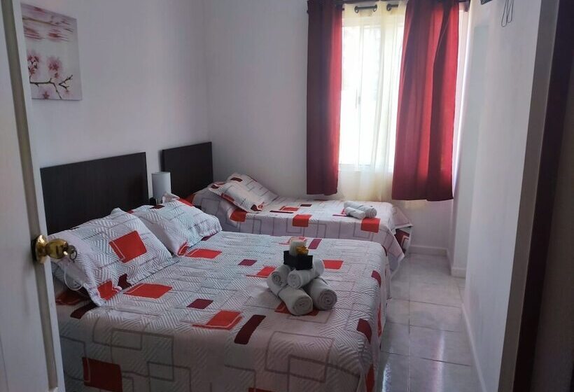 هتل Mesón Do Vento