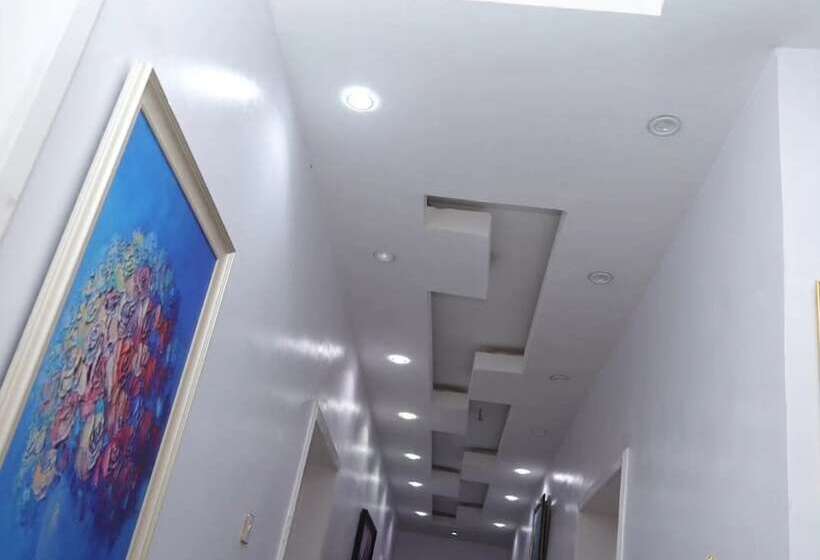 هتل The Paradise Beach Resort And Apartment