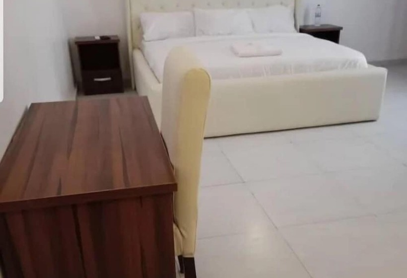هتل The Paradise Beach Resort And Apartment