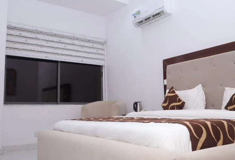 هتل The Paradise Beach Resort And Apartment