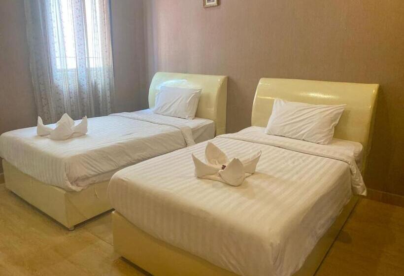 هتل Sinakhone Vientiane