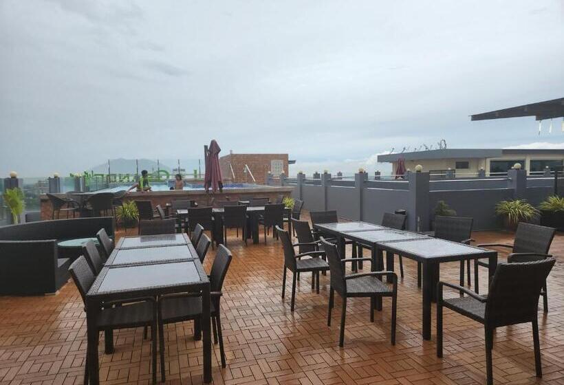 La Grande Residence 10th Floor Deluxe Unit