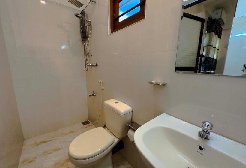 Пансион Bluewave Inn Weligama