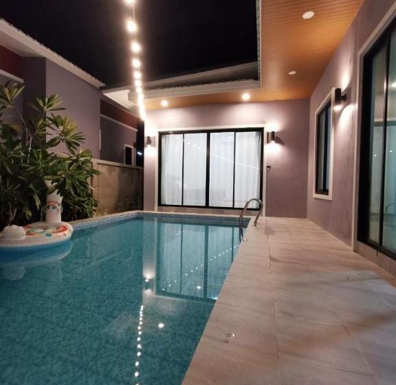 بنسيون Deeverpool Villa