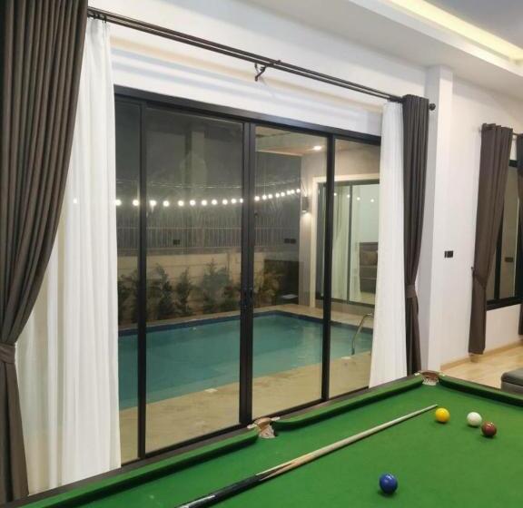 بنسيون Deeverpool Villa