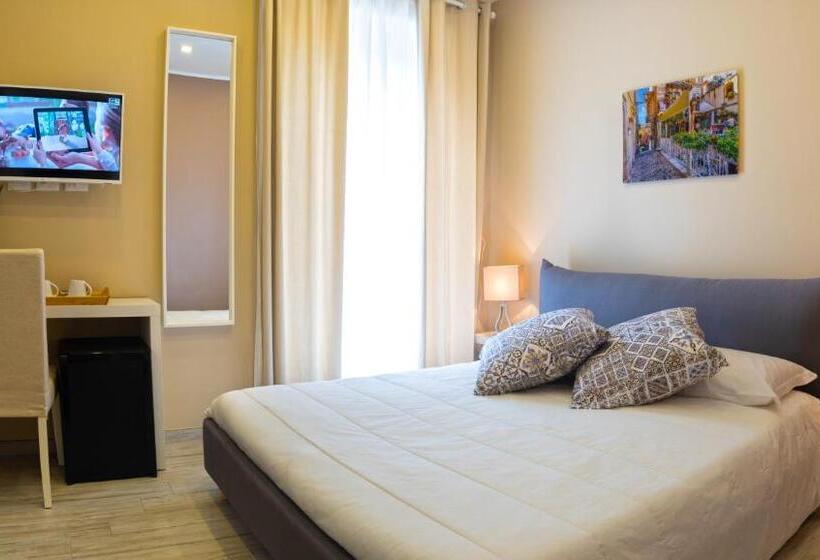 פנסיון Taormina Bedda Rooms