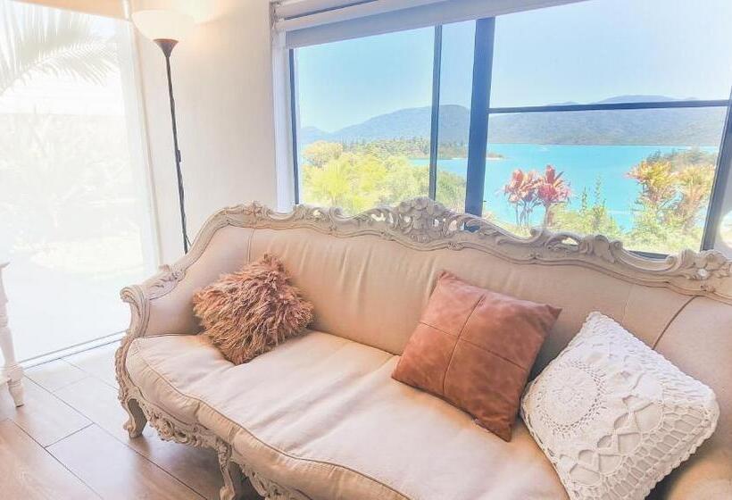 ペンション The Haven View   Airlie Beach